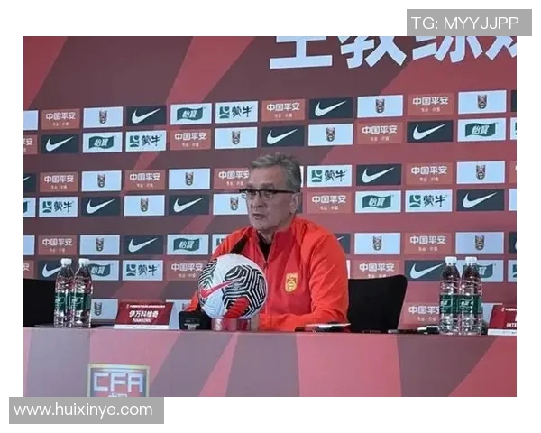 中国足球的外籍教练历程与影响分析探讨